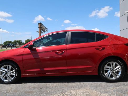 Used 2019 Hyundai Elantra SEL image 7