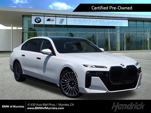 Used 2025 BMW i7 xDrive60 AWD/4WD image 1