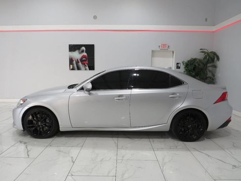Used 2016 Lexus IS 300 AWD w/ Navigation System Package image 7