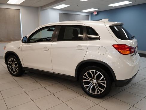 Used 2017 Mitsubishi Outlander Sport ES image 7