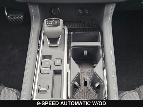 New 2026 Nissan Pathfinder SV image 24