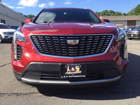 Used 2019 Cadillac XT4 Premium Luxury AWD/4WD image 4