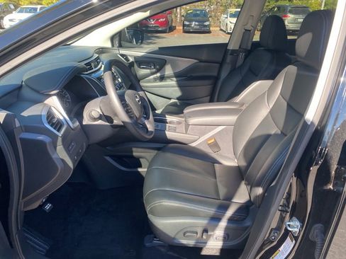 Used 2024 Nissan Murano SV image 15