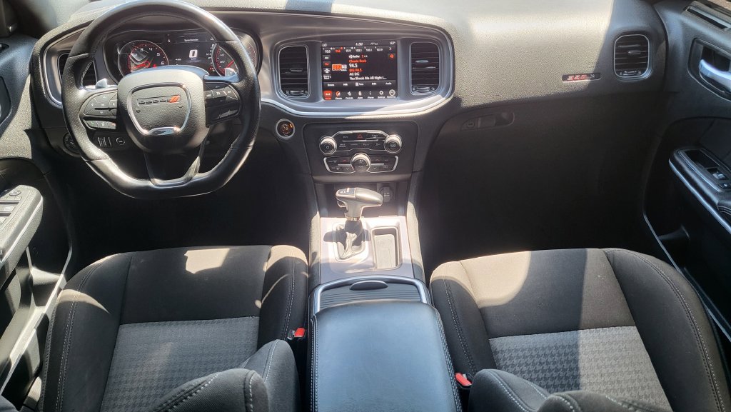 Used 2020 Dodge Charger Scat Pack RWD image 5