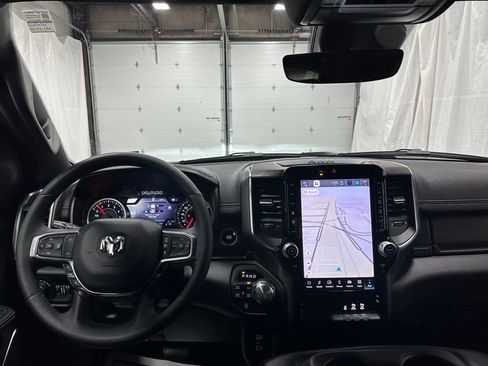 Used 2025 RAM 1500 Laramie image 17