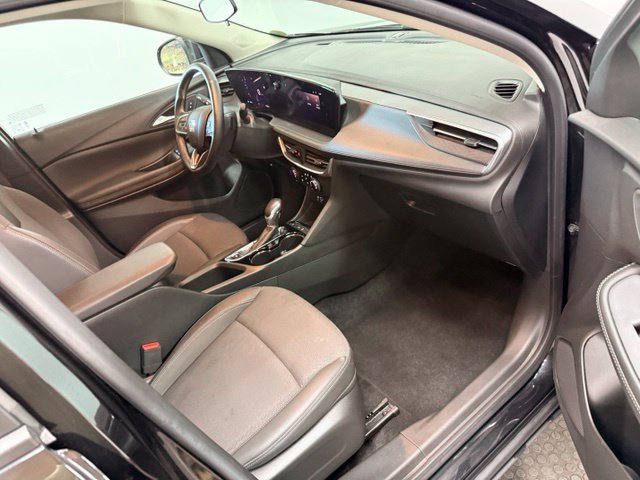 Used 2024 Buick Encore GX Preferred w/ Comfort Package FWD image 33