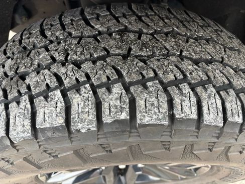 Used 2020 Chevrolet Silverado 1500 LT Trail Boss w/ Convenience Package image 12