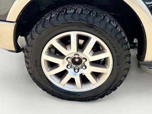 Used 2013 Ford F150 King Ranch w/ King Ranch Luxury Pkg AWD/4WD image 41