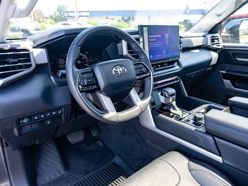 Used 2024 Toyota Tundra Limited AWD/4WD image 27
