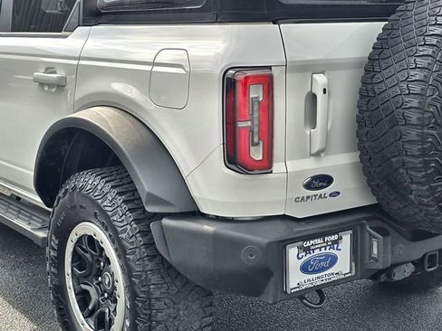 Used 2021 Ford Bronco Outer Banks w/ Sasquatch Package image 14