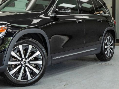 Used 2020 Mercedes-Benz GLB 250 4MATIC image 13