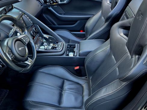 Used 2016 Jaguar F-TYPE R image 66