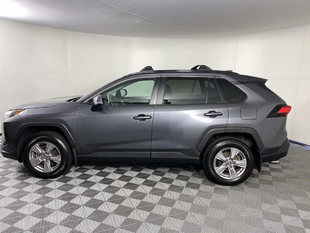 Used 2024 Toyota RAV4 XLE w/ Convenience Package AWD/4WD image 5