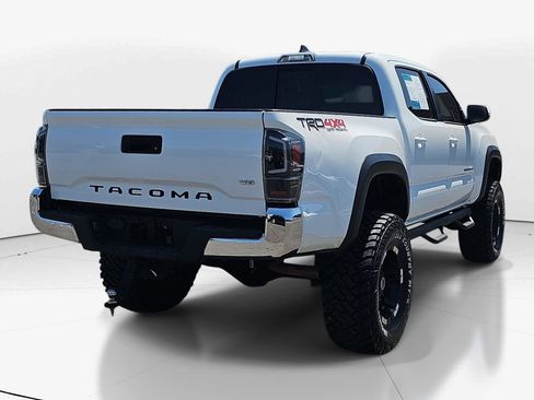 Used 2019 Toyota Tacoma TRD Off-Road image 5
