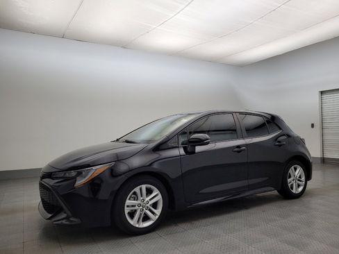 Used 2019 Toyota Corolla SE w/ SE Option Package image 2