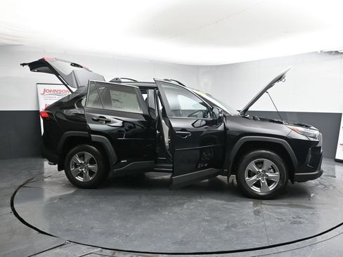 New 2025 Toyota RAV4 XLE image 38