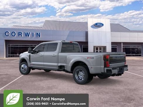 New 2026 Ford F450 Platinum w/ FX4 Off-Road Package AWD/4WD image 5