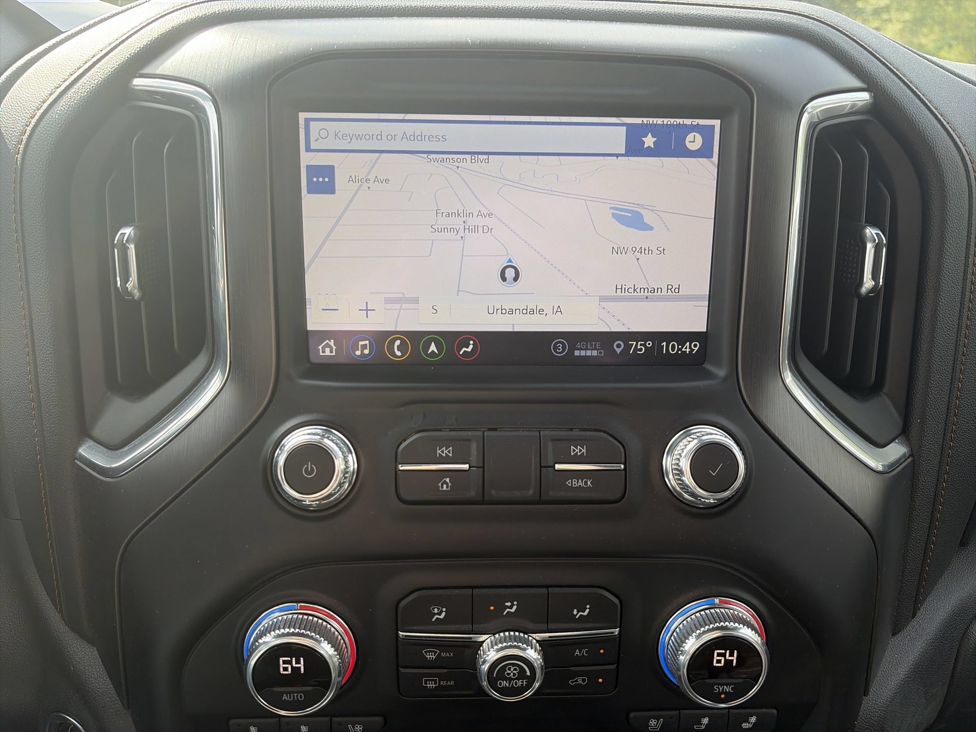 Used 2020 GMC Sierra 1500 AT4 w/ Off-Road Performance Package AWD/4WD image 15