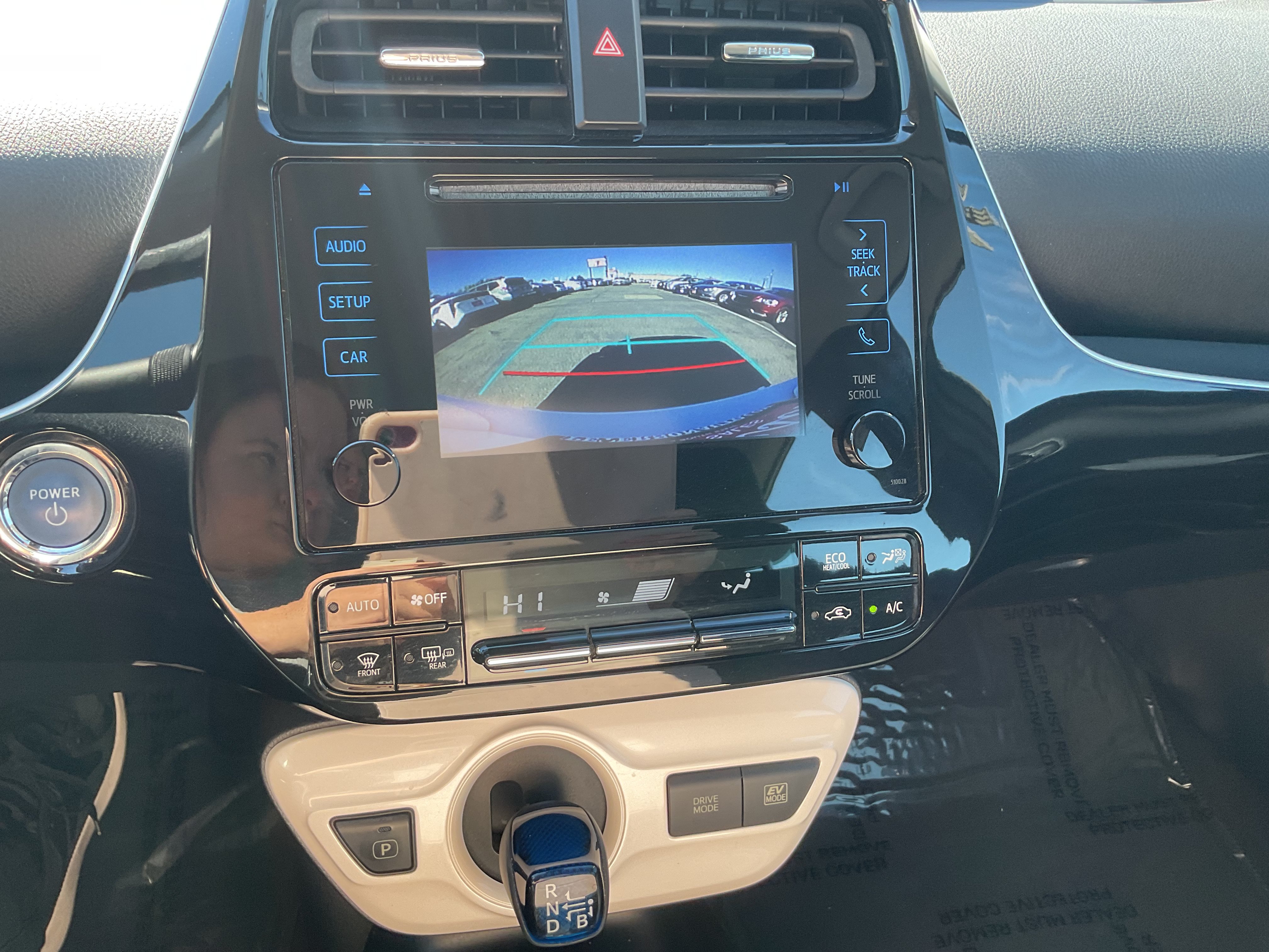 Used 2018 Toyota Prius Two w/ Prius Two Safety Plus Package FWD image 10