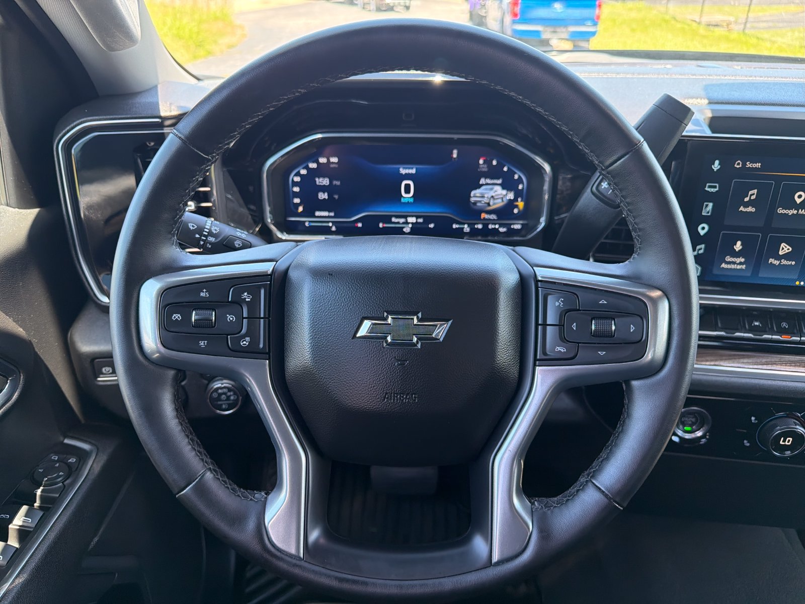 Used 2023 Chevrolet Silverado 1500 RST AWD/4WD image 15