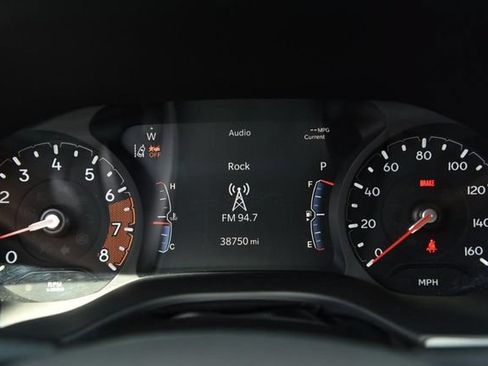 Used 2025 Jeep Compass Limited AWD/4WD image 12