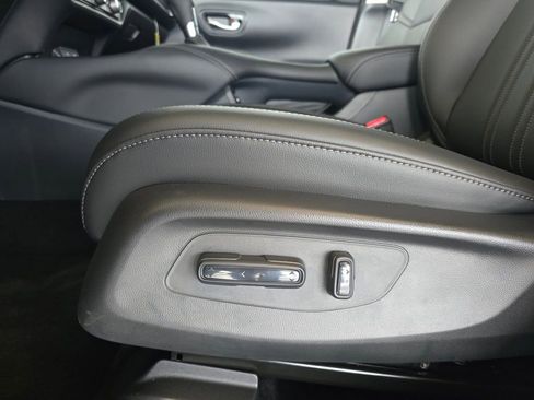 New 2026 Honda HR-V EX-L image 11