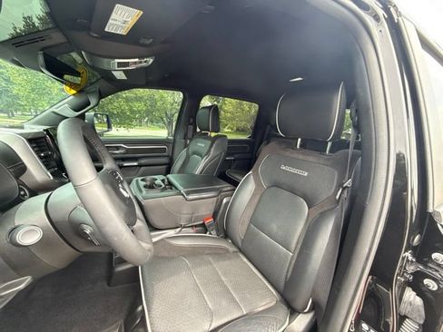 Used 2025 RAM 1500 Laramie AWD/4WD image 29