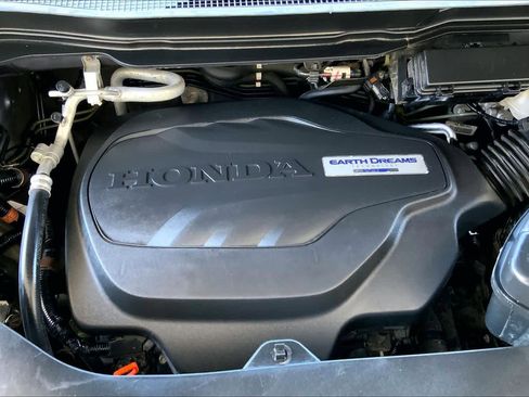 Used 2020 Honda Pilot Touring image 30