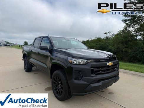 Used 2026 Chevrolet Colorado W/T w/ WT Custom Package RWD image 1