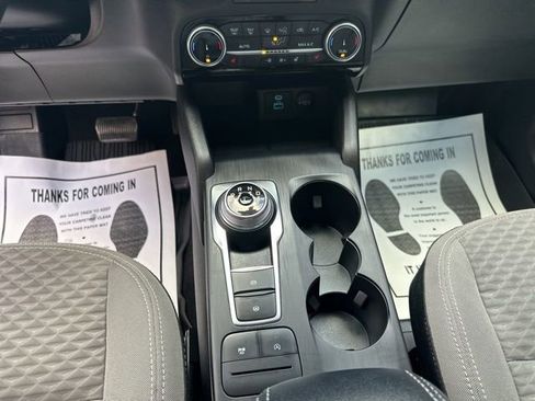 Used 2022 Ford Escape SE w/ Convenience Package image 17