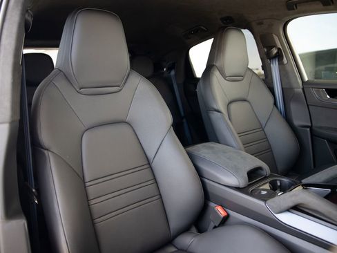 New 2026 Porsche Cayenne Turbo GT AWD/4WD image 25