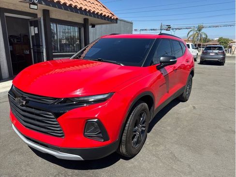 Used 2022 Chevrolet Blazer LT FWD image 1