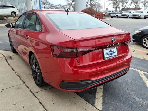 New 2026 Volkswagen Jetta SE image 5