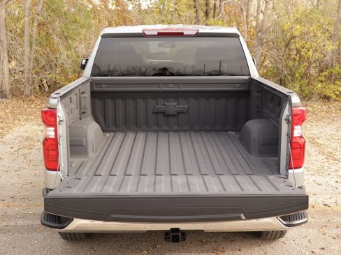 Used 2023 Chevrolet Silverado 1500 LT w/ Protection Package image 27