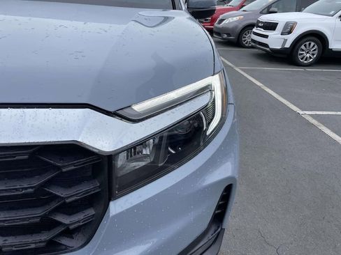 Used 2023 Honda Passport EX-L image 13