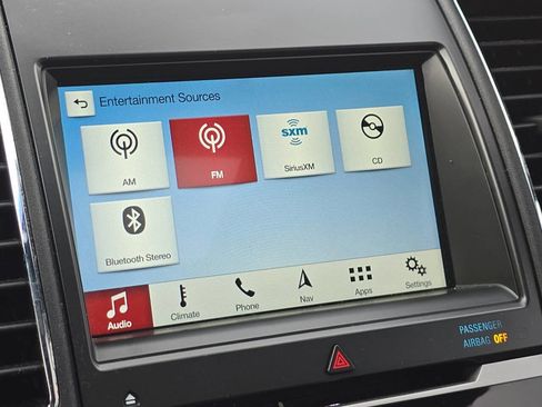 Used 2018 Ford Taurus SHO image 12