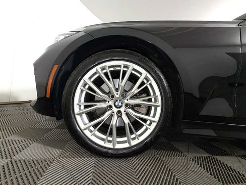 Used 2023 BMW 330i xDrive Sedan w/ Convenience Package AWD/4WD image 8