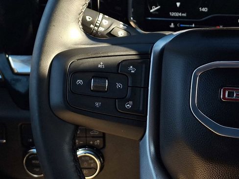 Used 2025 GMC Sierra 1500 SLT image 21