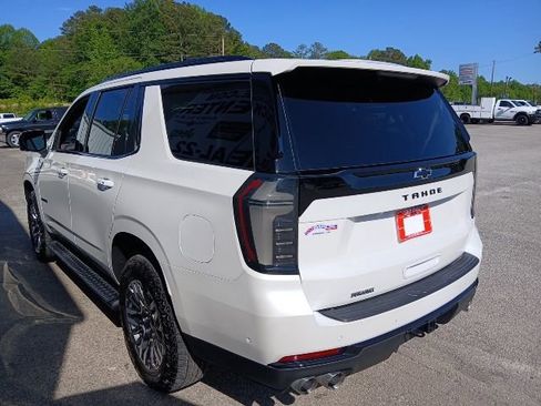 Used 2025 Chevrolet Tahoe Z71 w/ Comfort Package AWD/4WD image 7