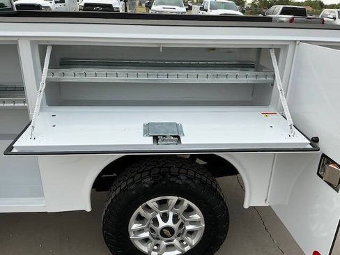 Used 2024 Chevrolet Silverado 2500 W/T w/ WT Fleet Convenience Package AWD/4WD image 18