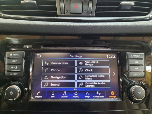Used 2020 Nissan Rogue SV w/ Premium Package FWD image 25