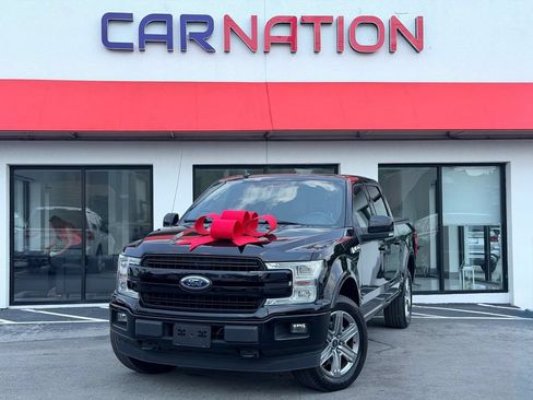 Used 2018 Ford F150 Lariat w/ Equipment Group 502A Luxury AWD/4WD image 2