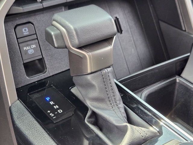 Used 2025 Toyota Sequoia SR5 AWD/4WD image 29
