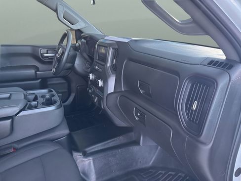 Used 2025 GMC Sierra 1500 Pro w/ Pro Value Package image 31