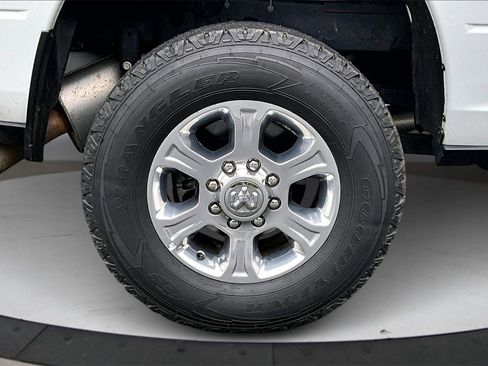 Certified 2024 RAM 2500 Big Horn image 34