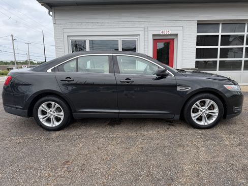 Used 2014 Ford Taurus SEL w/ Equipment Group 201A AWD/4WD image 6