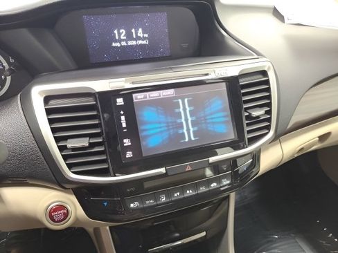 Used 2016 Honda Accord EX-L image 29