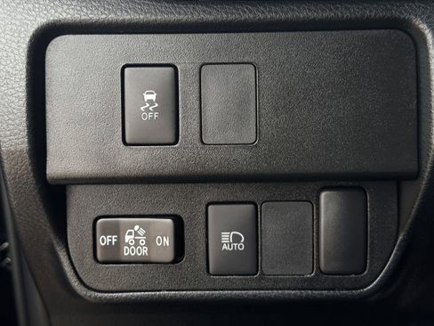 Used 2020 Toyota Tacoma SR5 image 20