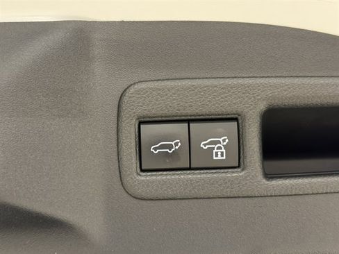 Used 2023 Subaru Solterra AWD image 17
