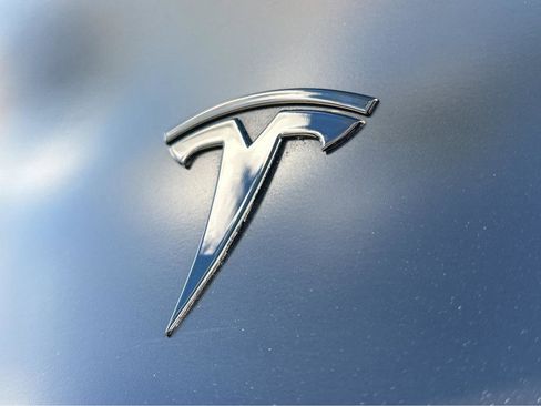 Used 2020 Tesla Model Y Performance image 36